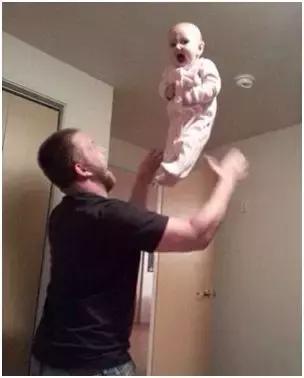 一个二胎妈妈的自我介绍,作为一名大龄二胎妈妈