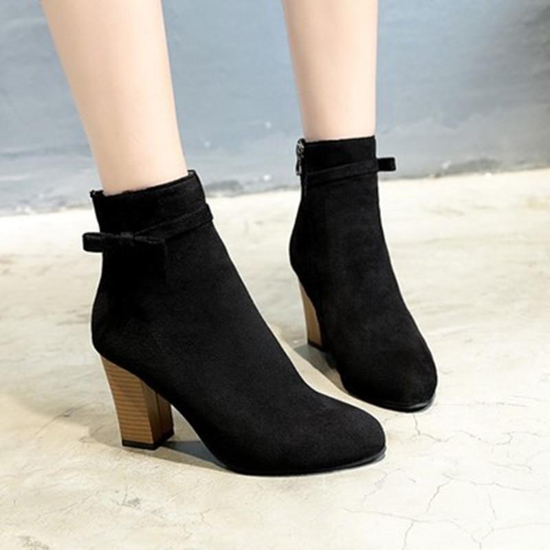 女人再穷也要穿得漂亮,女人再穷也要有双马丁靴