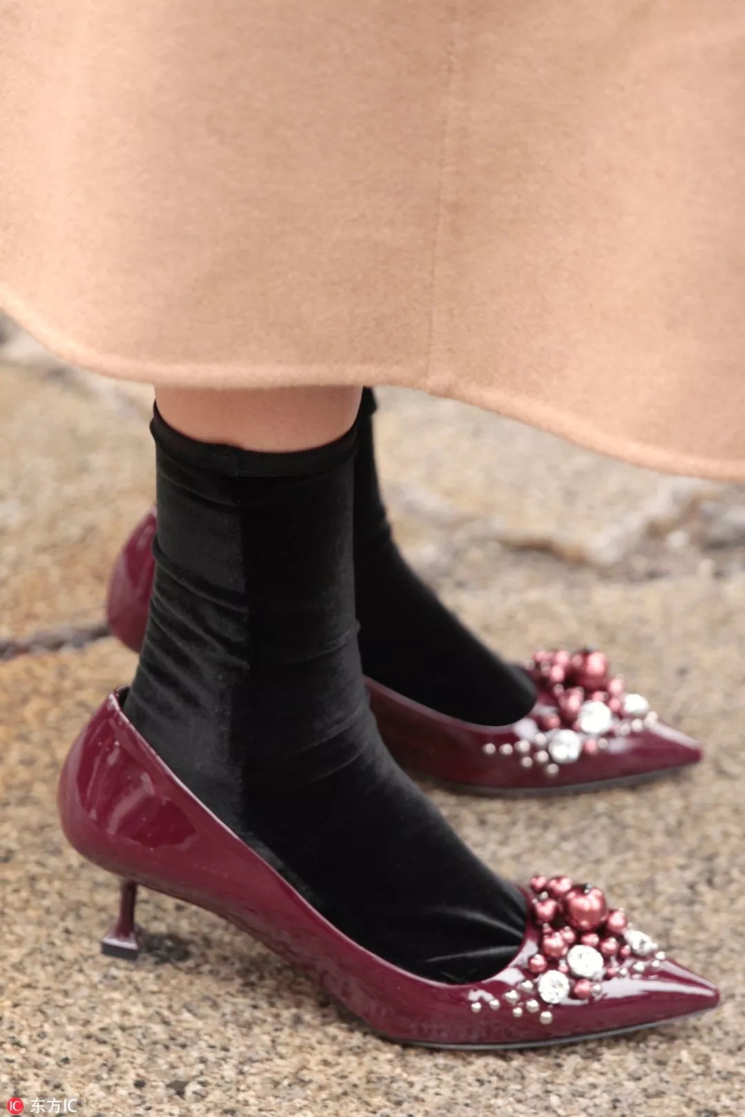 吴宣仪袜子怎么穿,细节控看过来