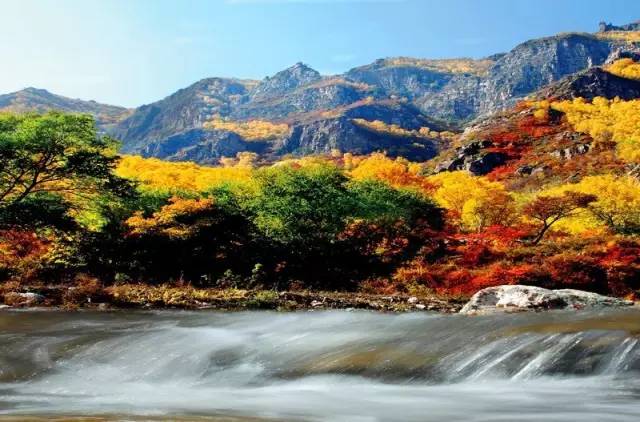 呼和浩特哪个沟秋景好,呼和浩特红石崖秋景