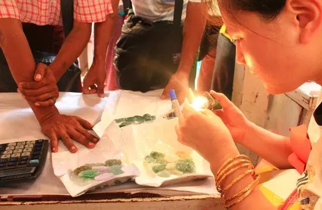 缅甸曼德勒翡翠市场最新事件,缅甸曼德勒翡翠市场突发情况