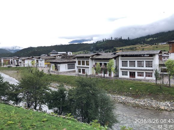 女骑士大踏板摩旅318川藏线 (318川藏线天堂之路)