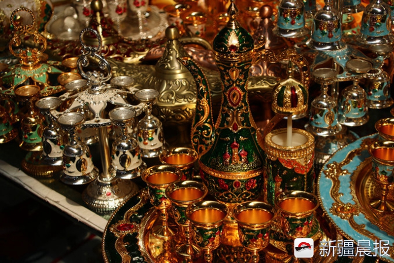 濂冲瓙杈炶亴鍋氭梾琛屽崥涓婚浂鏀跺叆,杈藉畞濂冲杈炶亴