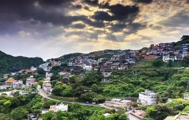 国内最美的十大海滨城市,国内最撩人的20个金秋童话