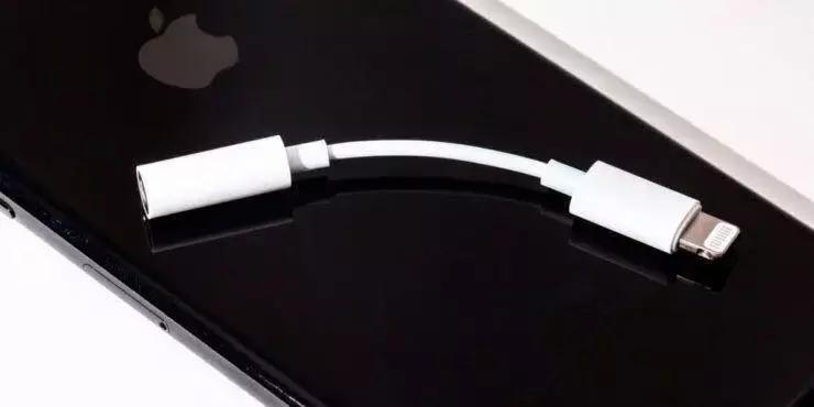 华为余承东熬夜看完苹果发布会,苹果有史以来发布最贵的手机