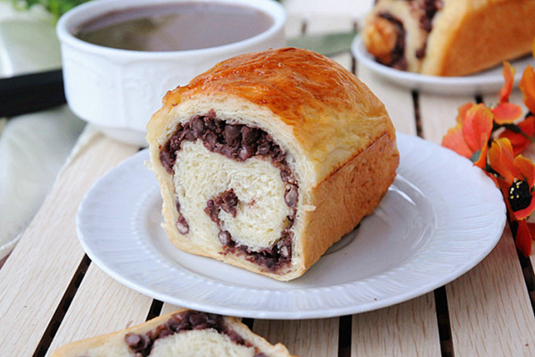 面包冷冻保存可以延长保质期吗,面包要怎么保存才不会冷了变硬