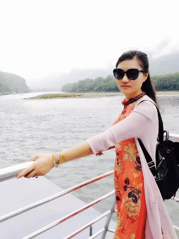 诗词专辑|姚东红:轻舟入水乐匆匆,海角天涯谁共?