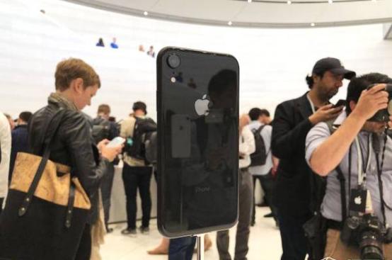 vivox23和苹果xr拍照对比,vivox23和苹果XR