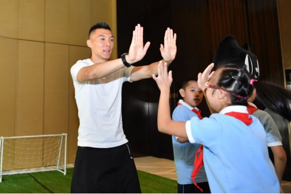 天猫与中超达成5年战略合作，开启新零售足球产业链