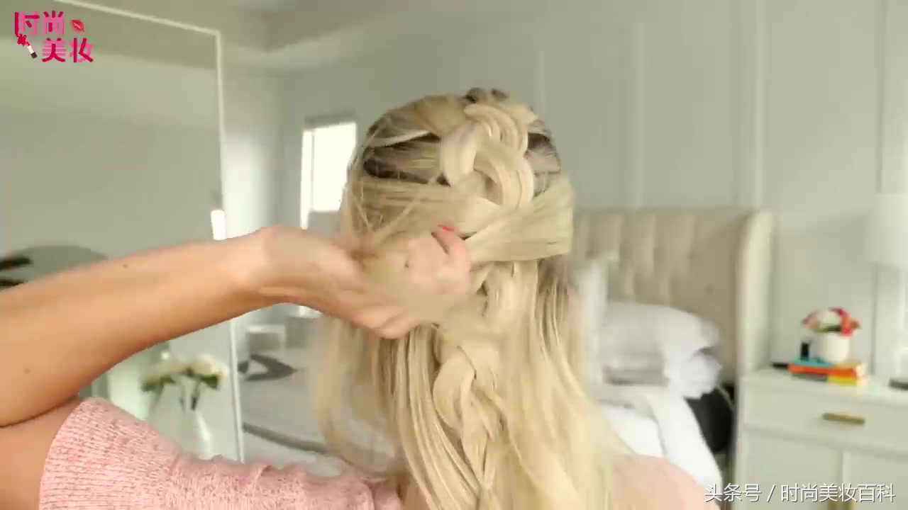 时尚发型编发教程简单的,发型女2021流行编发中长发