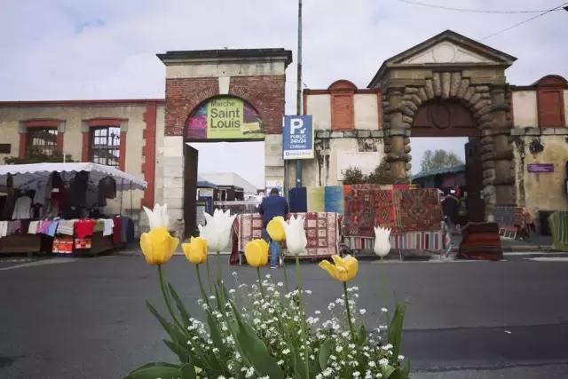 生活在别处完整版歌曲,生活在别处完整版