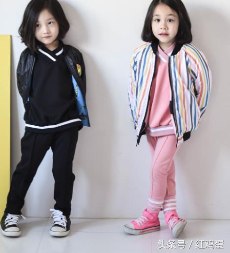 韩国冬季童装穿搭,今年童装韩潮流行款式