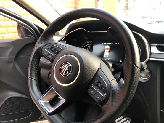 最好的年纪遇见你,我的哥们儿MG6