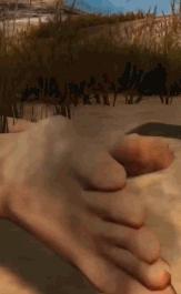 「轻松一刻」吃鸡gif：吃鸡史上最神秘的生化*器武**，竟能毒杀队友！