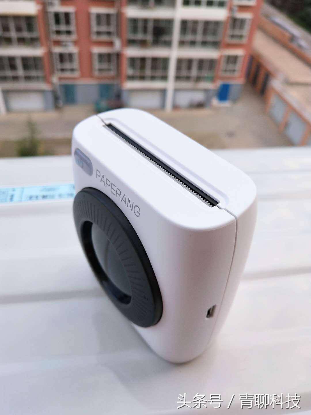 爱要怎么说出口男生弹吉他,爱要怎么说出口男生举酒杯