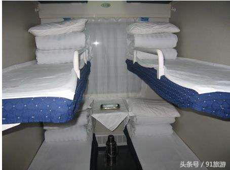 坐火车卧铺中铺还是下铺,坐火车是下铺好还是中铺好