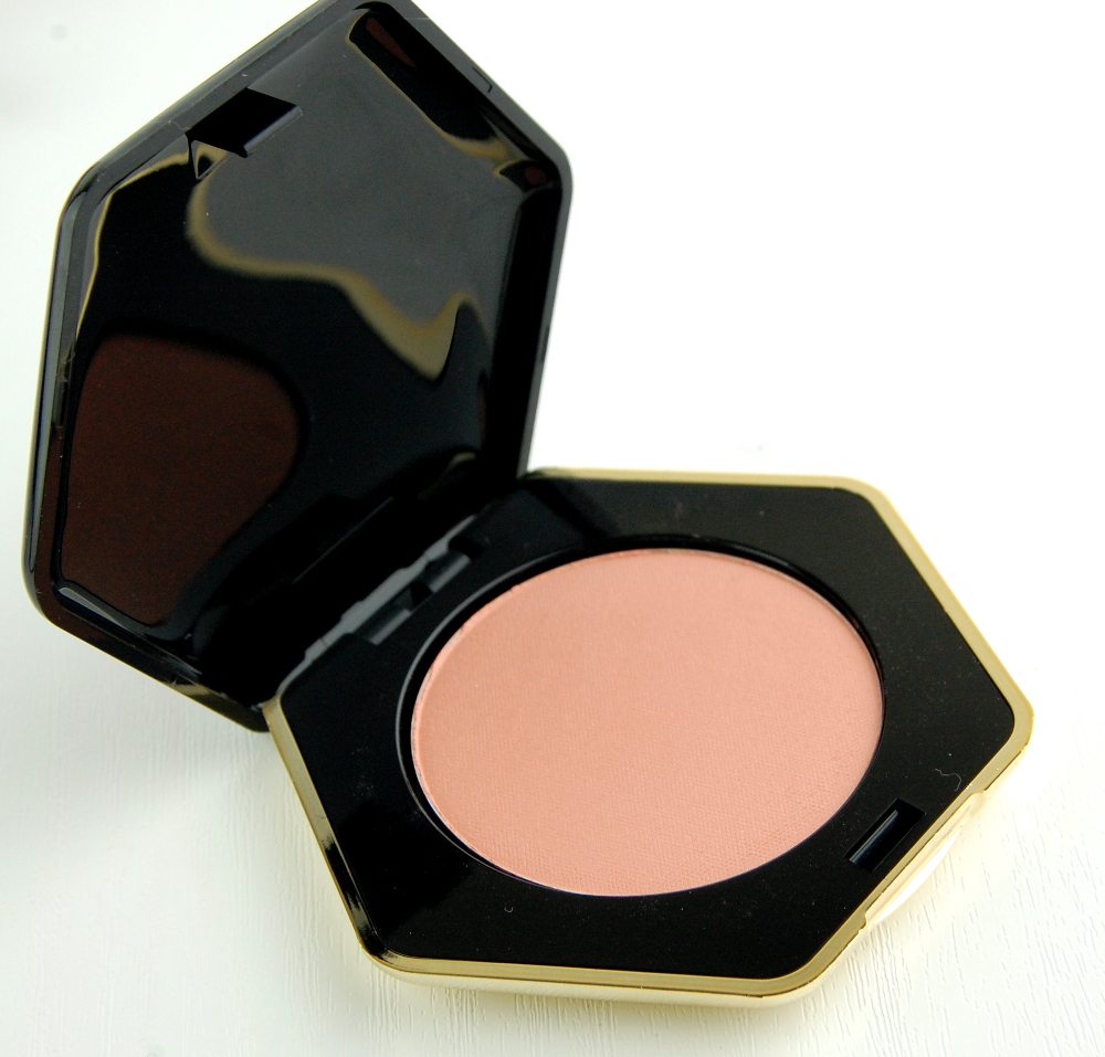 用了HM的彩妆后，再也不想买它家的衣服了