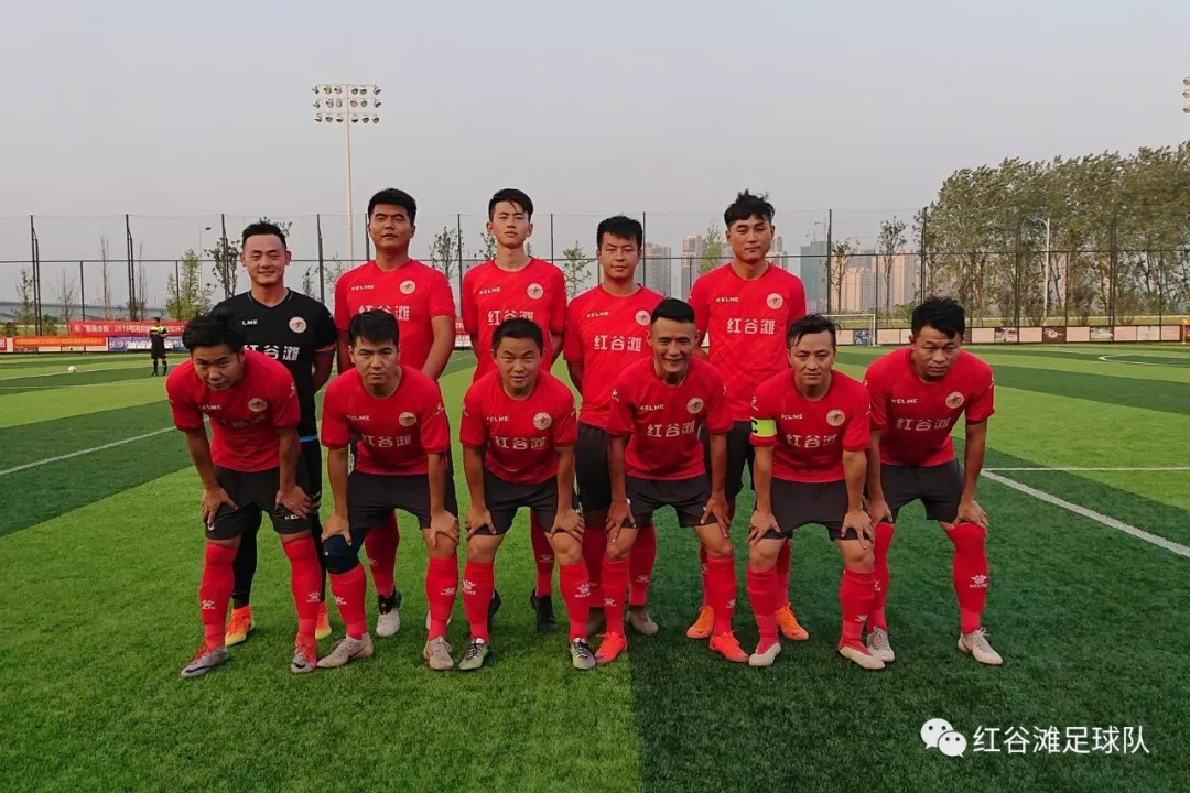 跃出地平线红谷滩获得城市冠军杯足球赛亚军