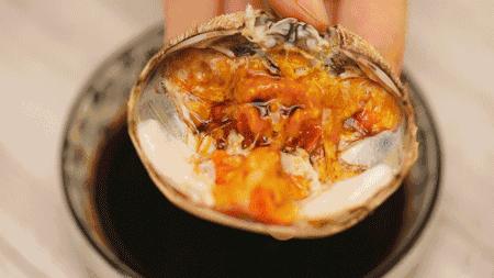 「团购」中秋送礼必备！价格低质量好的阳澄湖大闸蟹要去哪里买呢？这只来自阳澄湖的鲜活大闸蟹肥美爆膏正当时，错过等一年！