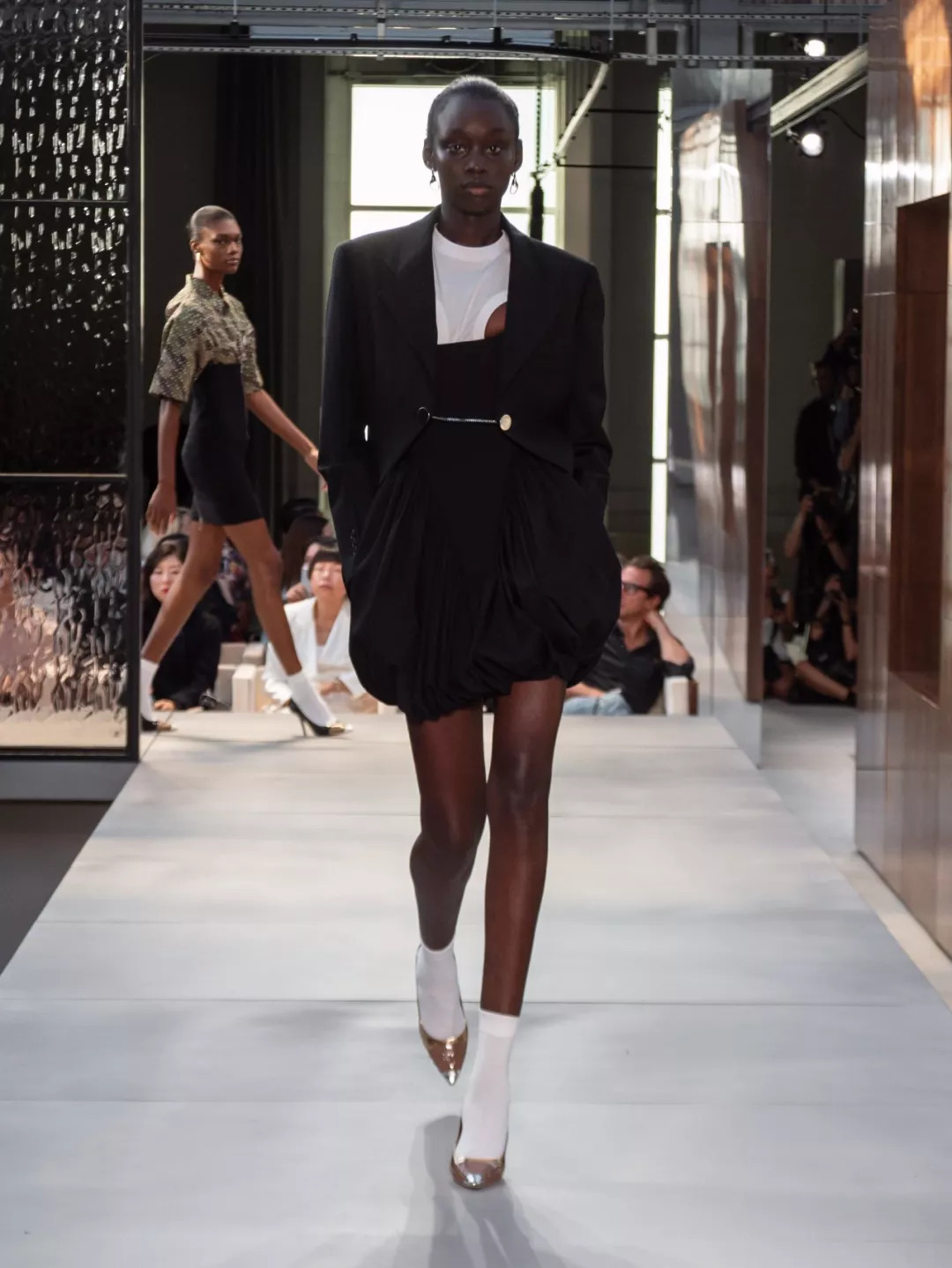 burberry现代中国新年广告,burberry新中式