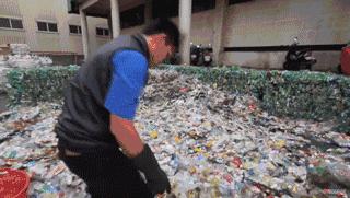 他设计了一堆“垃圾”,却让全世界拍手叫好