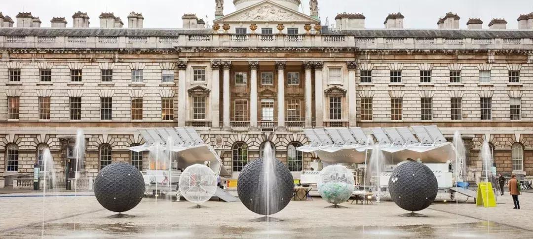 他设计了一堆“垃圾”,却让全世界拍手叫好