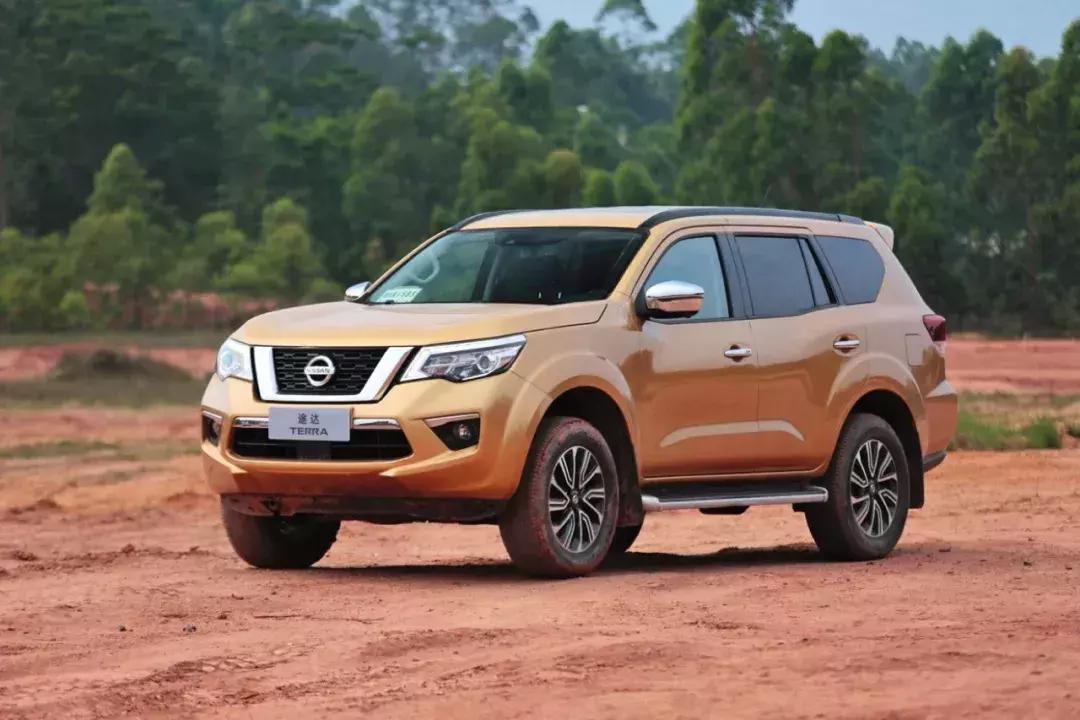 这5款suv硬汉最爱兼顾家用和越野,20万最强四驱suv丰田小霸道