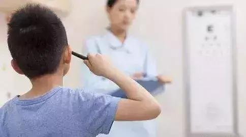 儿童近视有效的三个方法,儿童近视的四大误区