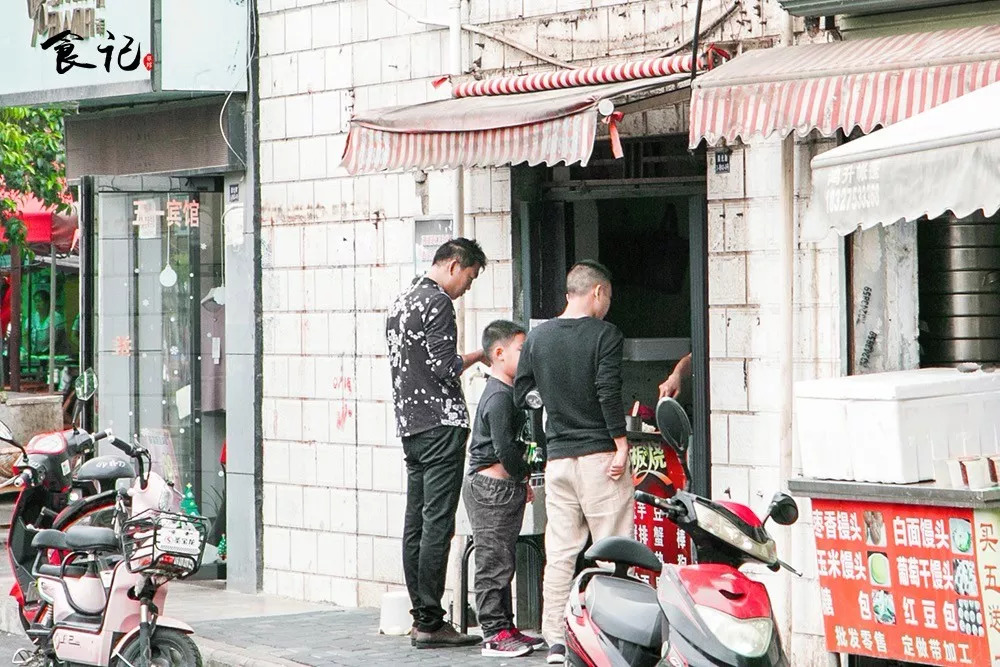 街边铁板烧多少钱一份,杭州校门口铁板烧