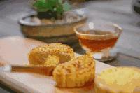 南沙月饼市场“花样”多多，微商手工和跨境月饼你pick了哪个？