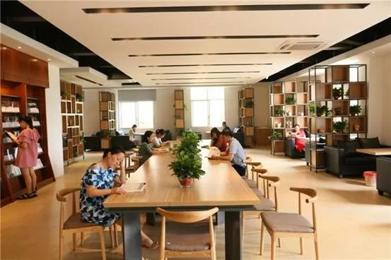 鍏ㄥ浗鏂囨槑鏍″洯婀栧崡灏忓,濞勫簳鍚夋槦灏忓鍏ㄥ浗鏂囨槑鏍″洯鍏ㄨ矊