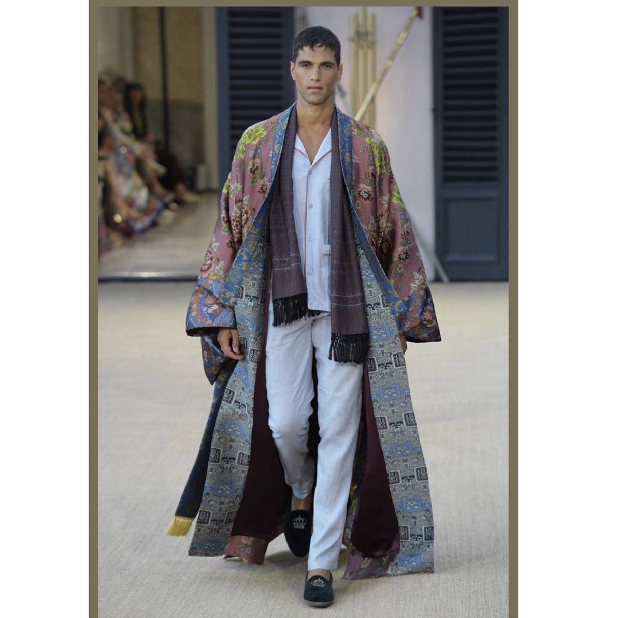 没有“雨露均沾”只有“独得恩宠”｜阿玛尼的男宠—FabioMancini