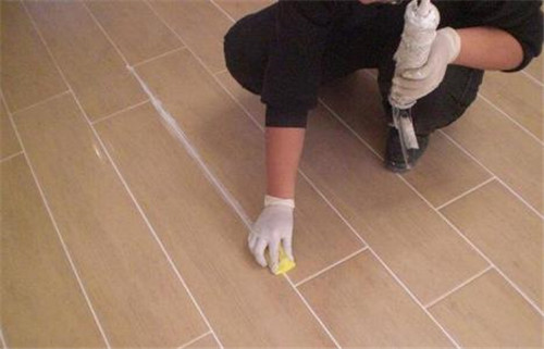 美缝水性环氧彩砂和美缝剂哪个好,瓷砖美缝白色砖用什么颜色美缝剂