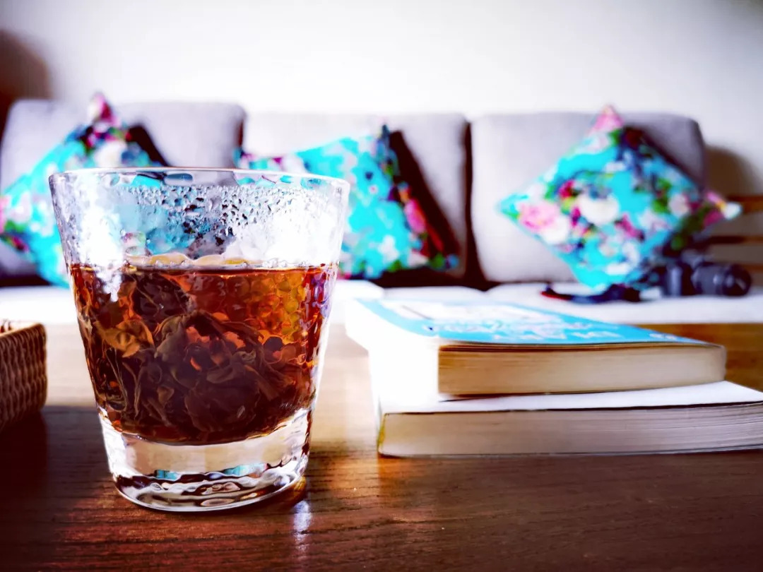 离开故里赴香港30载，玉龙雪山依然屹立为她守候丨丽江·久木居舍