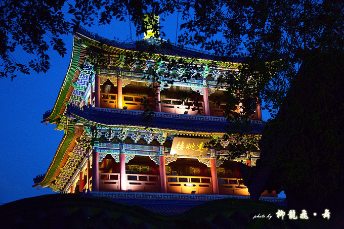 乌鲁木齐周边一日游最佳自驾路线,十月乌鲁木齐周边一日自驾游