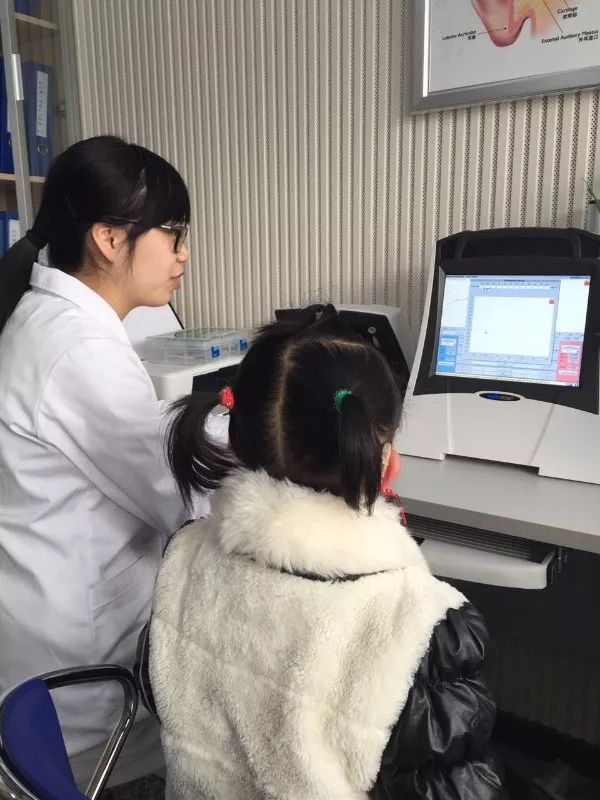 杭州首家专门研究“耳聋康复”的社会组织成立