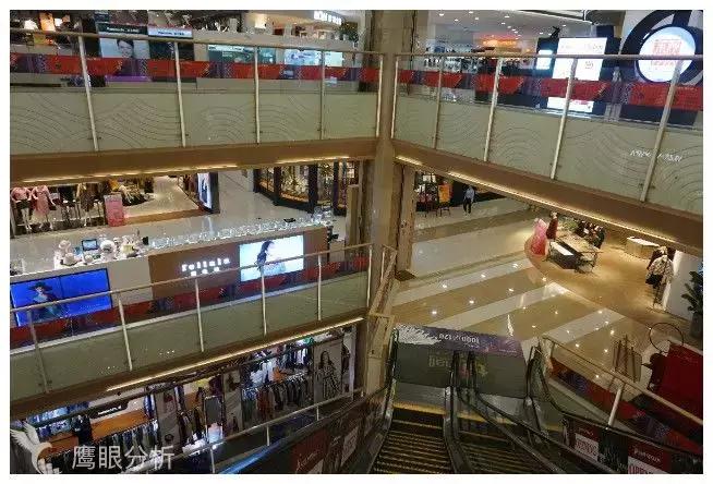 贵阳观山湖万达广场购物,万达广场和大润发哪个大