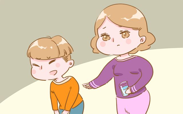 宝宝吃饭老是噎着怎么回事,宝宝吃饭噎住昏迷