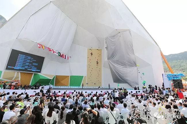 安顺旅游新闻发布会,安顺黄果树旅发大会直播