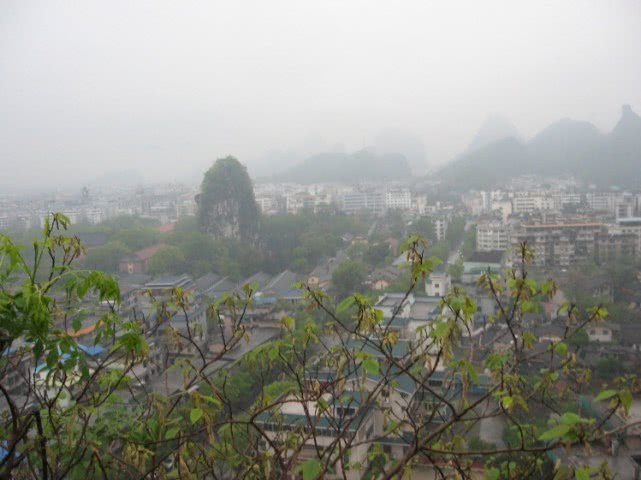 桂林市叠彩山攻略,桂林市叠彩山看风景