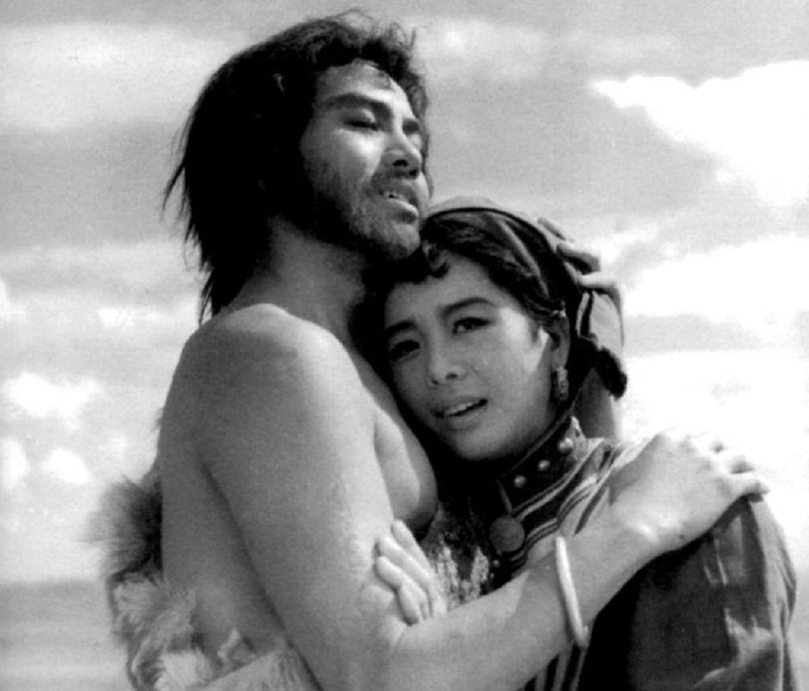 张圆年轻时照片,老演员张圆作品