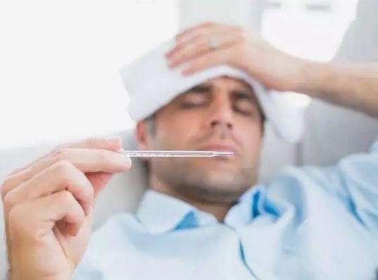 白细胞3.93低吗吃啥补白细胞,白细胞2.1女人白细胞低的危害