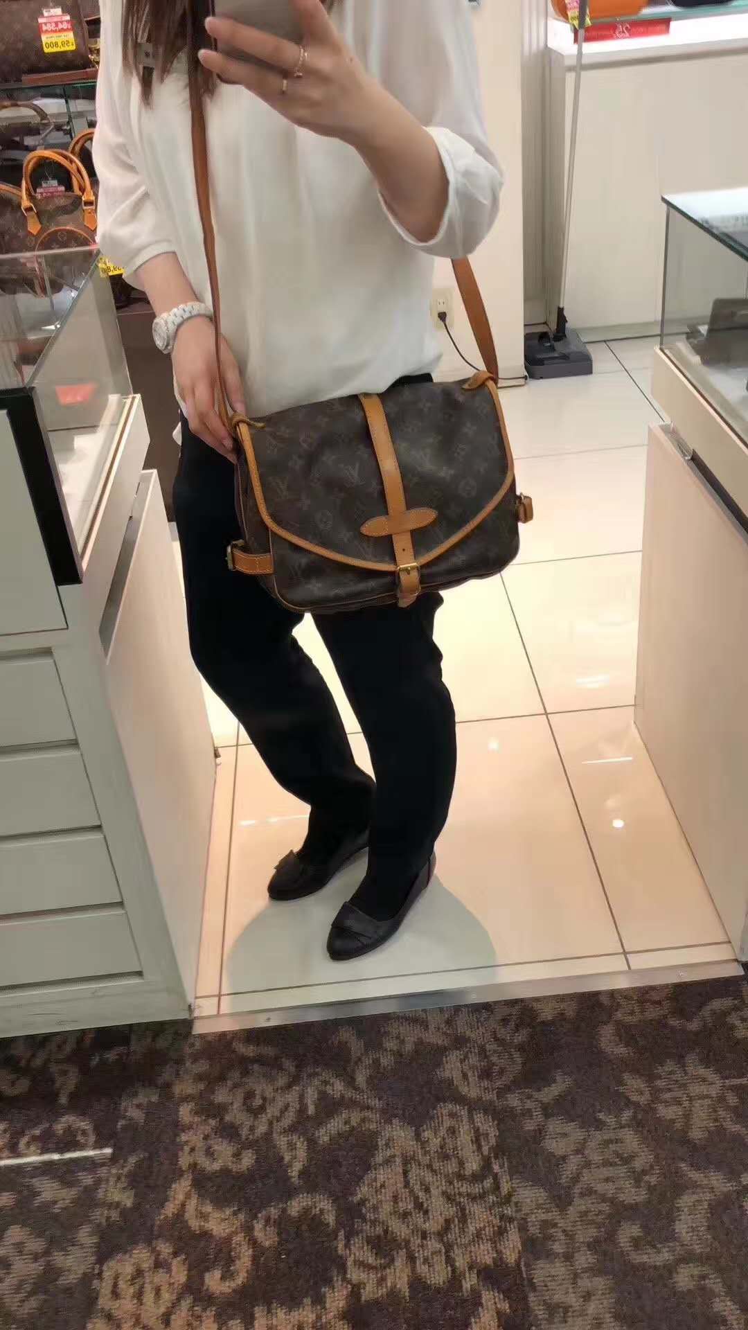 日本东京人气中古店,日本东京中古店女鞋