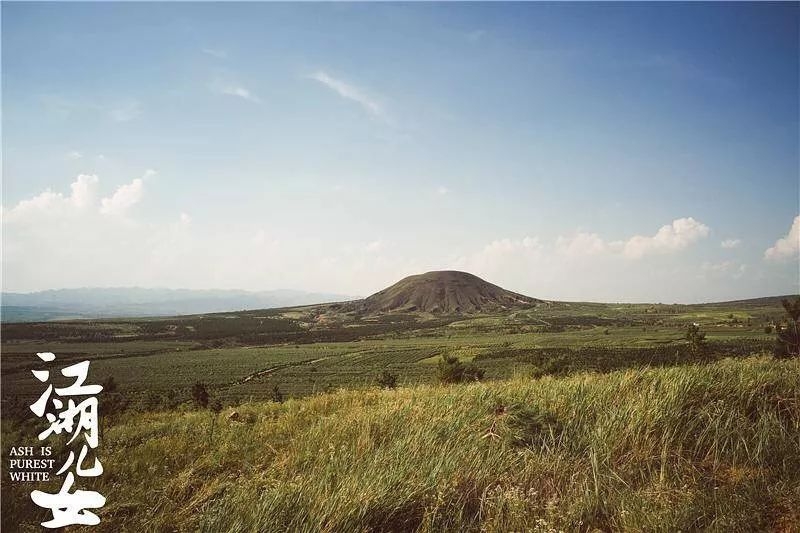 《江湖儿女》：怀旧的囚徒，想“土”而不得｜文艺派