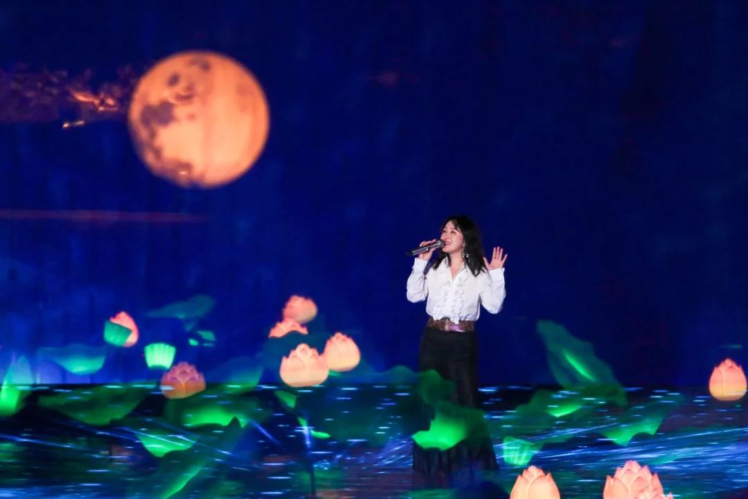 汉风秋月中秋晚会张信哲,歌手张杰李宇春