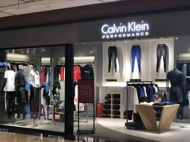 休闲品牌跨界专业运动，门槛真那么低吗？｜产业专栏