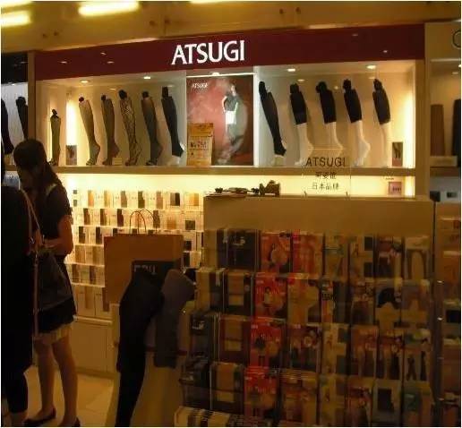 返场预告|第N次返团,不易掉裆、勾丝,提臀显瘦,日本国民*袜丝**--厚木发热袜,我每年都回购的超好穿裤袜