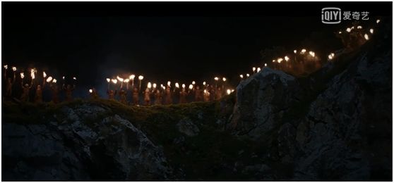 用色精彩,用光讲究,构图精巧!这部热播剧值得摄影师借鉴