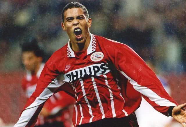 罗纳尔多是足球界的传奇,罗纳尔多十大进球纪录