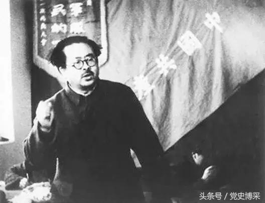 *共中***党**史上并不多见：任弼时的一篇个人报告替代了中央决议